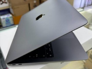 日本 macbookpro 高清视网膜显示屏，带你进入惊艳视觉世界